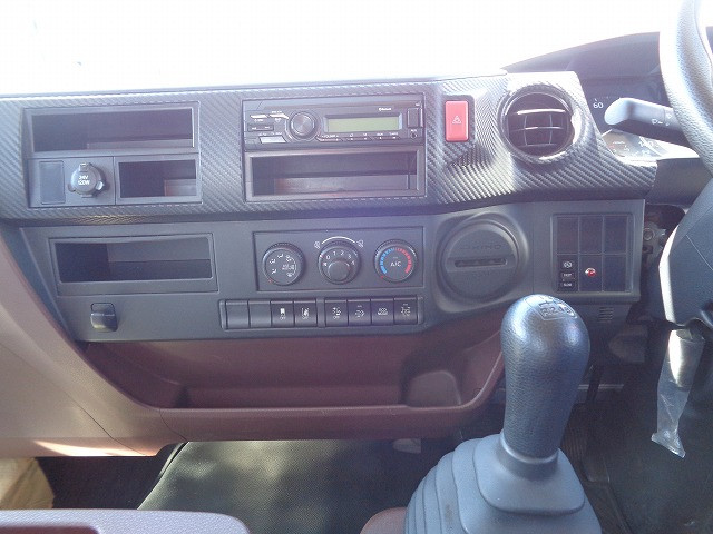 日野 レンジャー 2KG-FC2ABA(2WD)の写真23