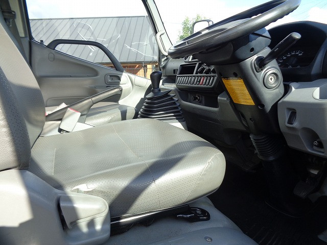 日野 デュトロ TKG-XZU655M(2WD)の写真15