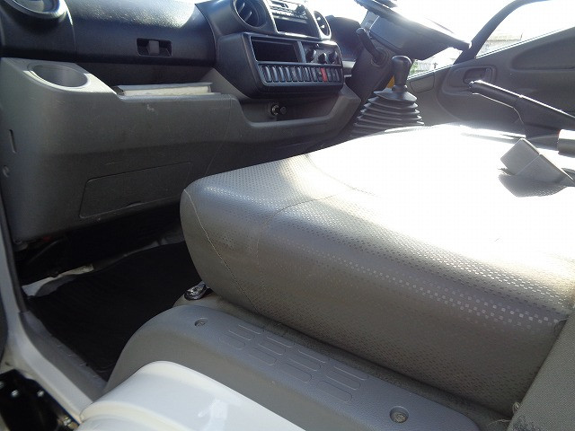 日野 デュトロ TKG-XZU655M(2WD)の写真17