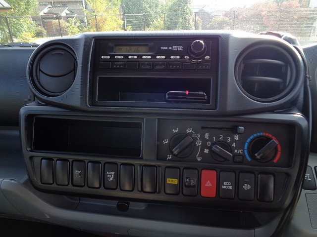 日野 デュトロ TKG-XZU650M(2WD)の写真18