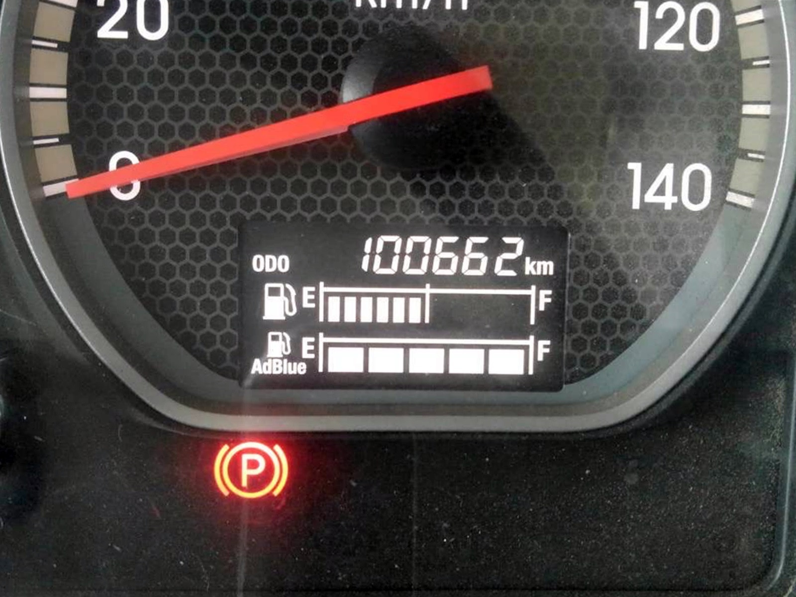 いすゞ ギガ 2PG-CXZ77CT(6x4)の写真5