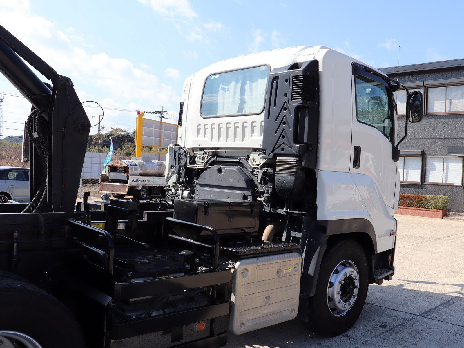 いすゞ ギガ 2PG-CXZ77CT(6x4)の写真18
