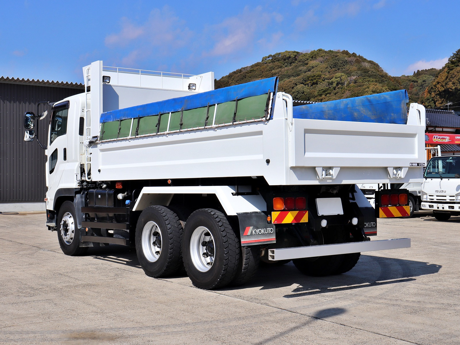 いすゞ ギガ 2PG-CXZ77CT(6x4)の写真29