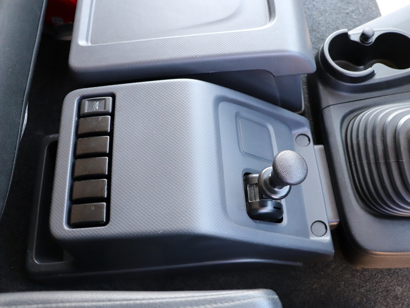 いすゞ ギガ 2PG-CXZ77CT(6x4)の写真38