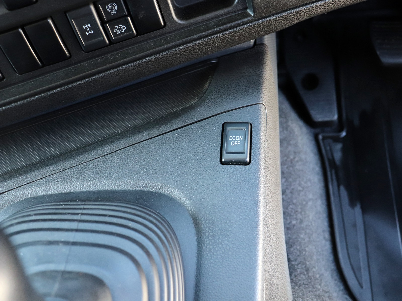 いすゞ ギガ 2PG-CXZ77CT(6x4)の写真40