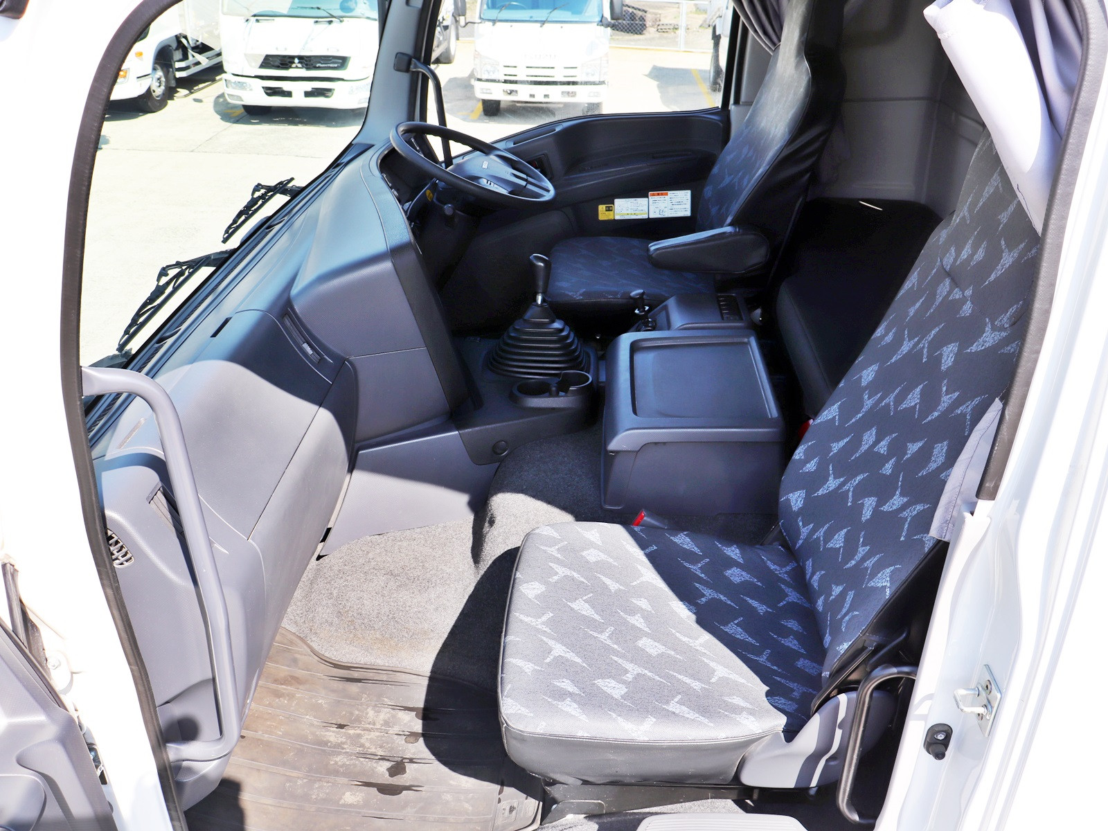 いすゞ ギガ 2PG-CXZ77CT(6x4)の写真41