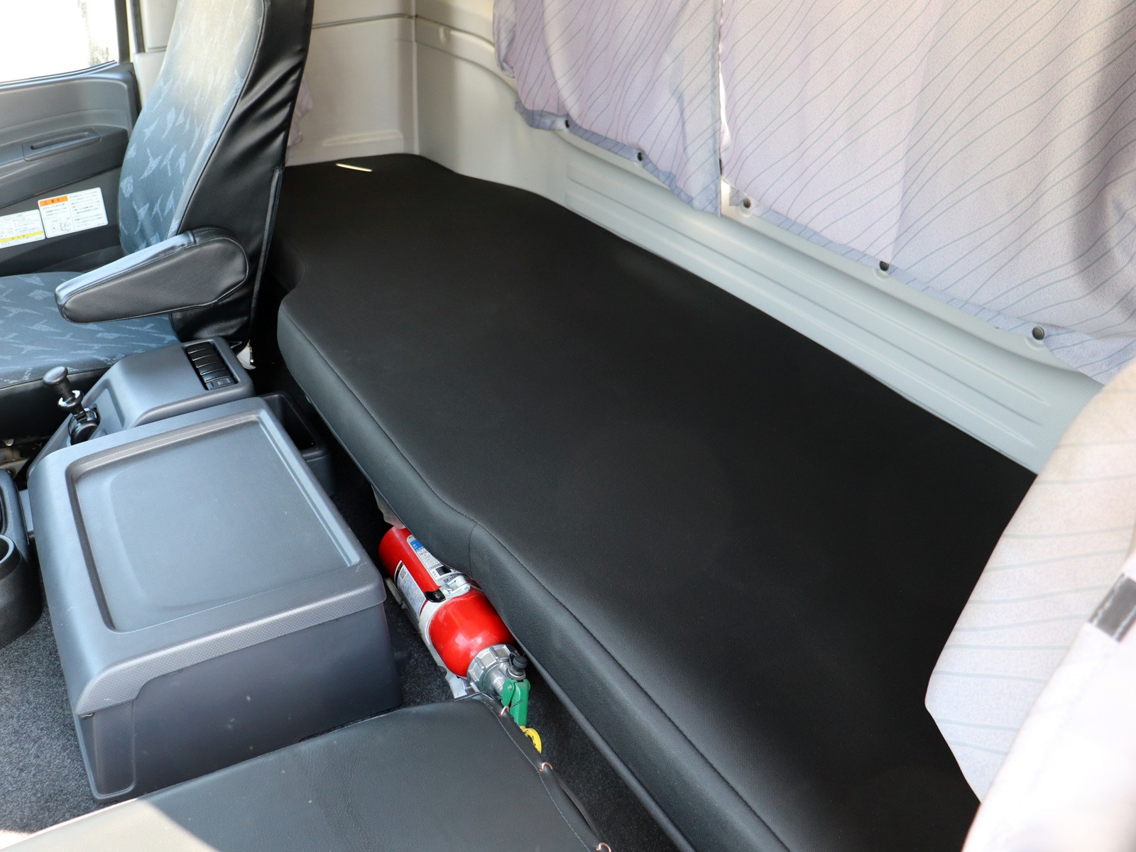 いすゞ ギガ 2PG-CXZ77CT(6x4)の写真42