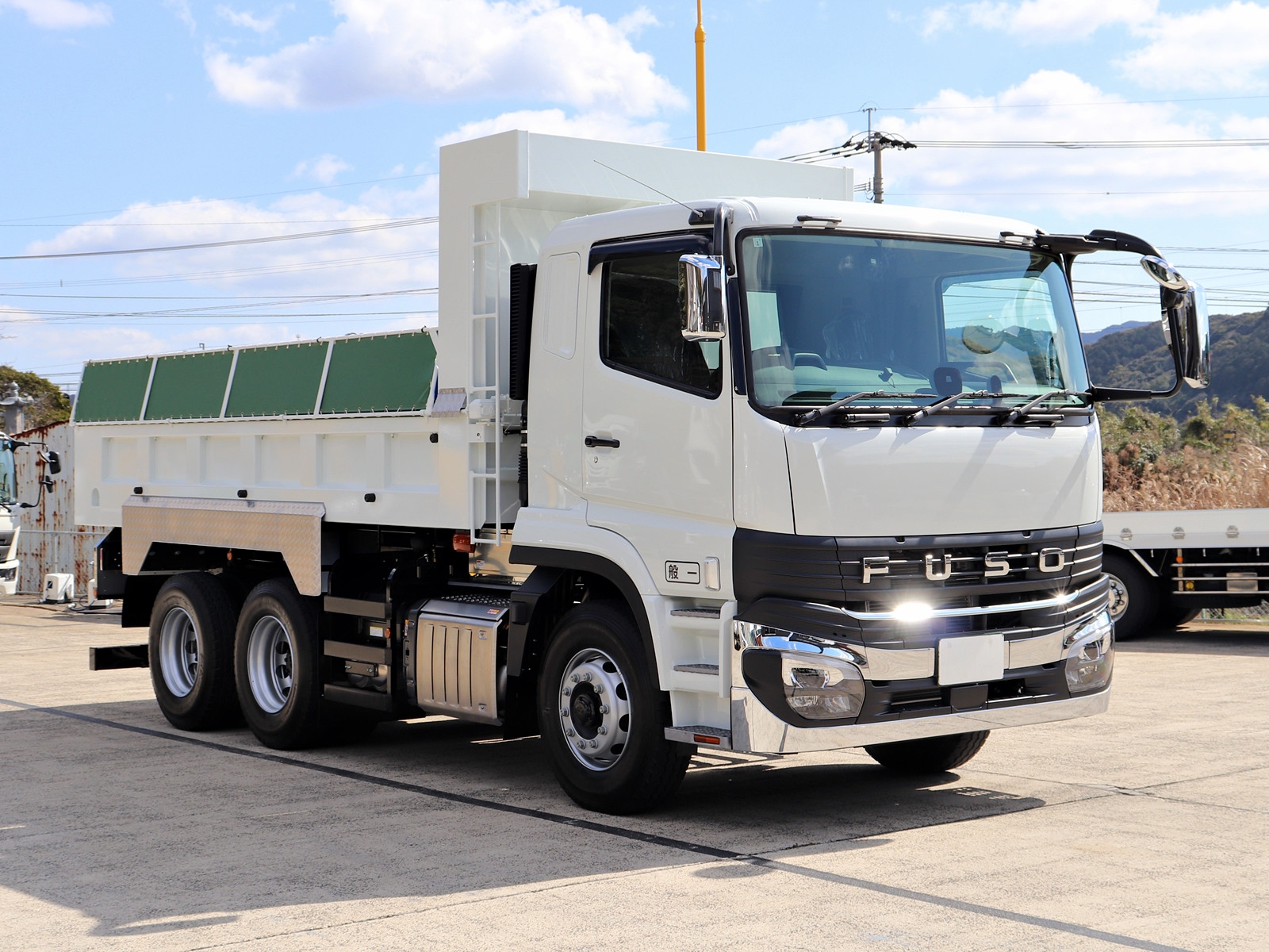 スーパーグレート 2018（平成30）年式の中古車を探すならグーネット