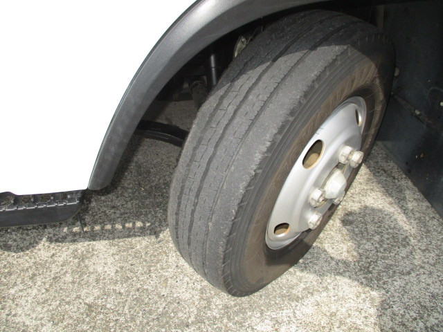 いすゞ エルフ TPG-NPR85AN(2WD)の写真28