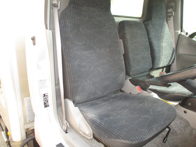 トヨタ ダイナ LDF-KDY231(2WD)の写真14