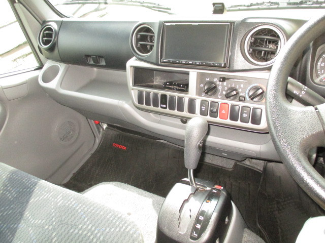 トヨタ ダイナ LDF-KDY231(2WD)の写真17