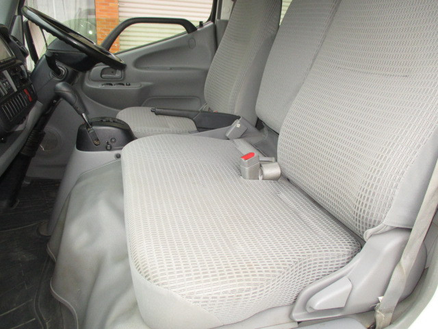 トヨタ ダイナ LDF-KDY281(4WD)の写真8