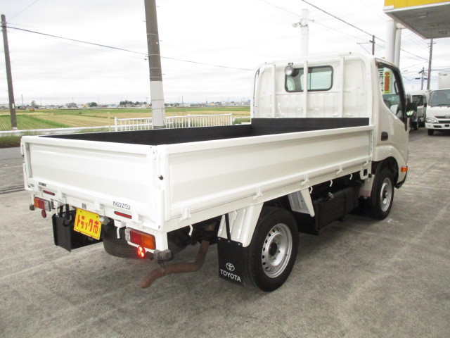 トヨタ ダイナ LDF-KDY271(4WD)の写真2