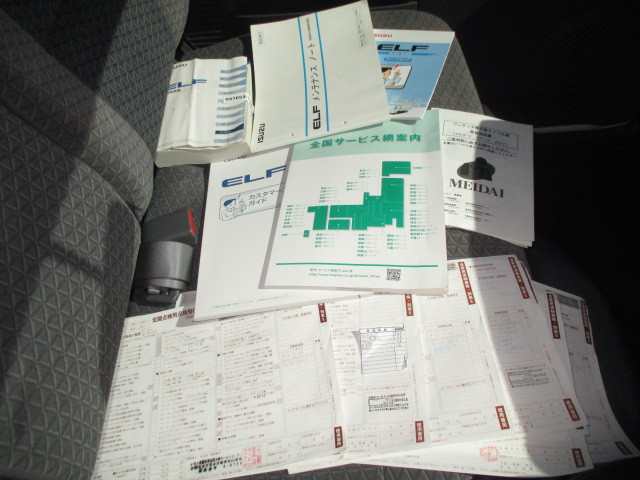 いすゞ エルフ 2RG-NJR88A(2WD)の写真18