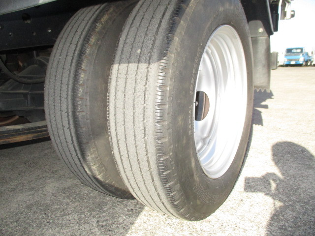 三菱 キャンターガッツ PDG-FB70B(2WD)の写真13