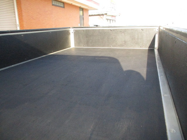 三菱 キャンターガッツ PDG-FB70B(2WD)の写真33