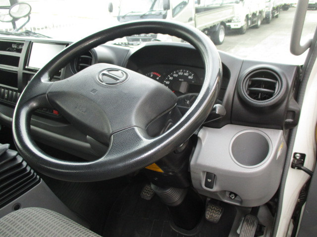 日野 デュトロ TKG-XZU722M(2WD)の写真16