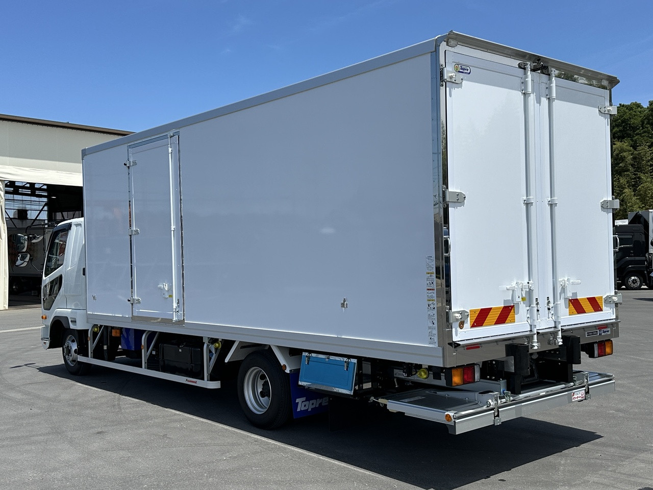 三菱 ファイター 2KG-FK65Fの写真6