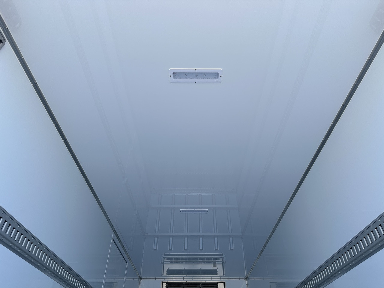 三菱 ファイター 2KG-FK65Fの写真15