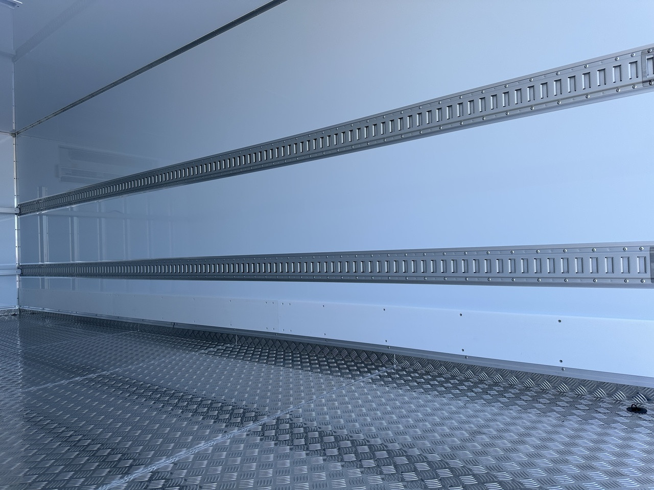 三菱 ファイター 2KG-FK65Fの写真17