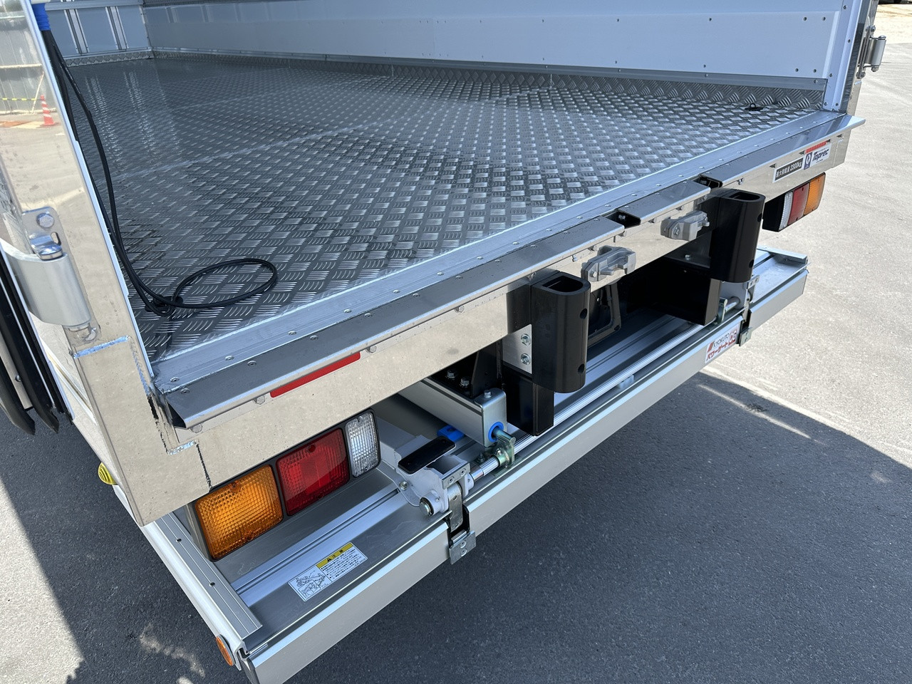 三菱 ファイター 2KG-FK65Fの写真20