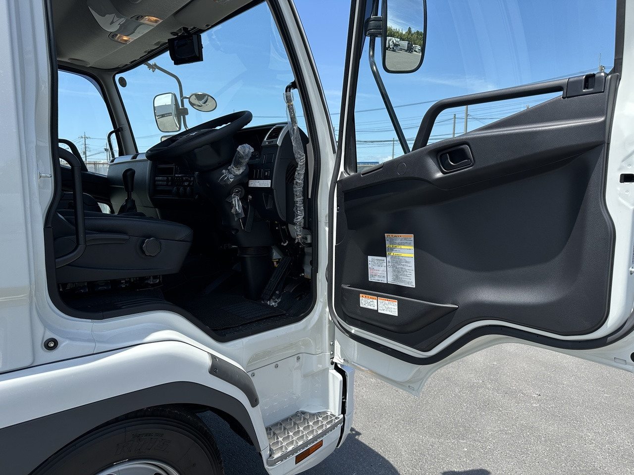 三菱 ファイター 2KG-FK65Fの写真21