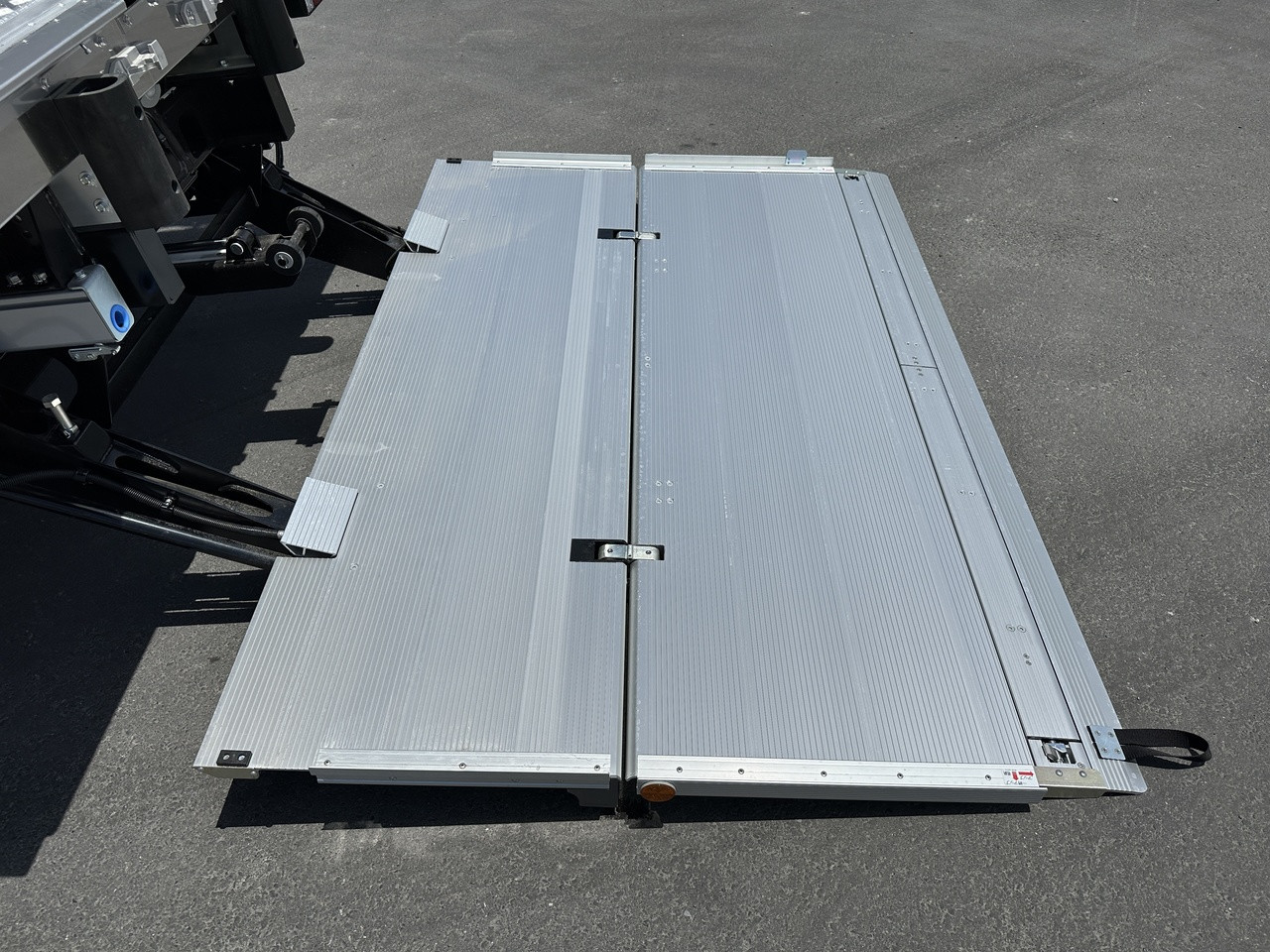 三菱 ファイター 2KG-FK65Fの写真33