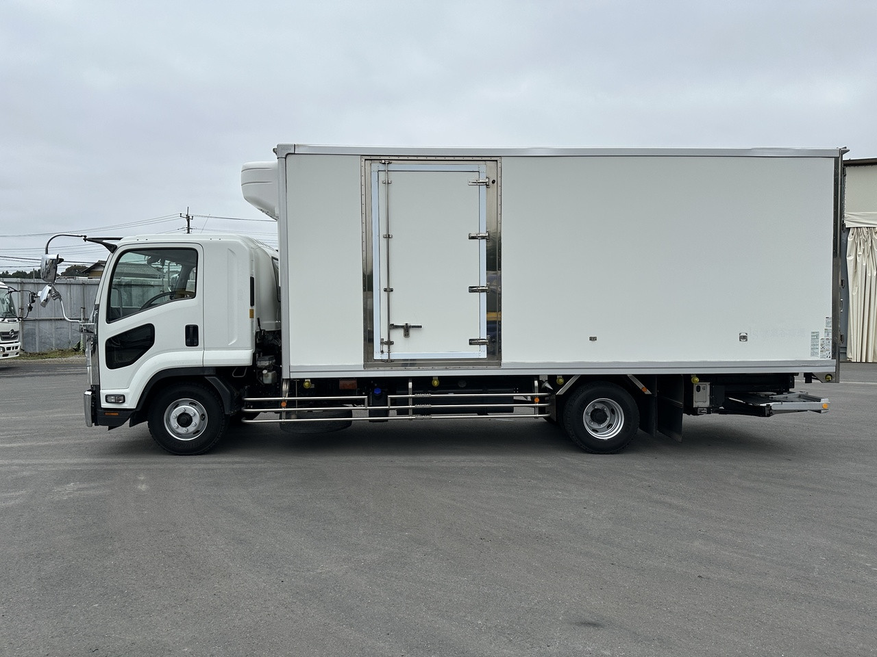 いすゞ フォワード 2PG-FSR90S2の写真4