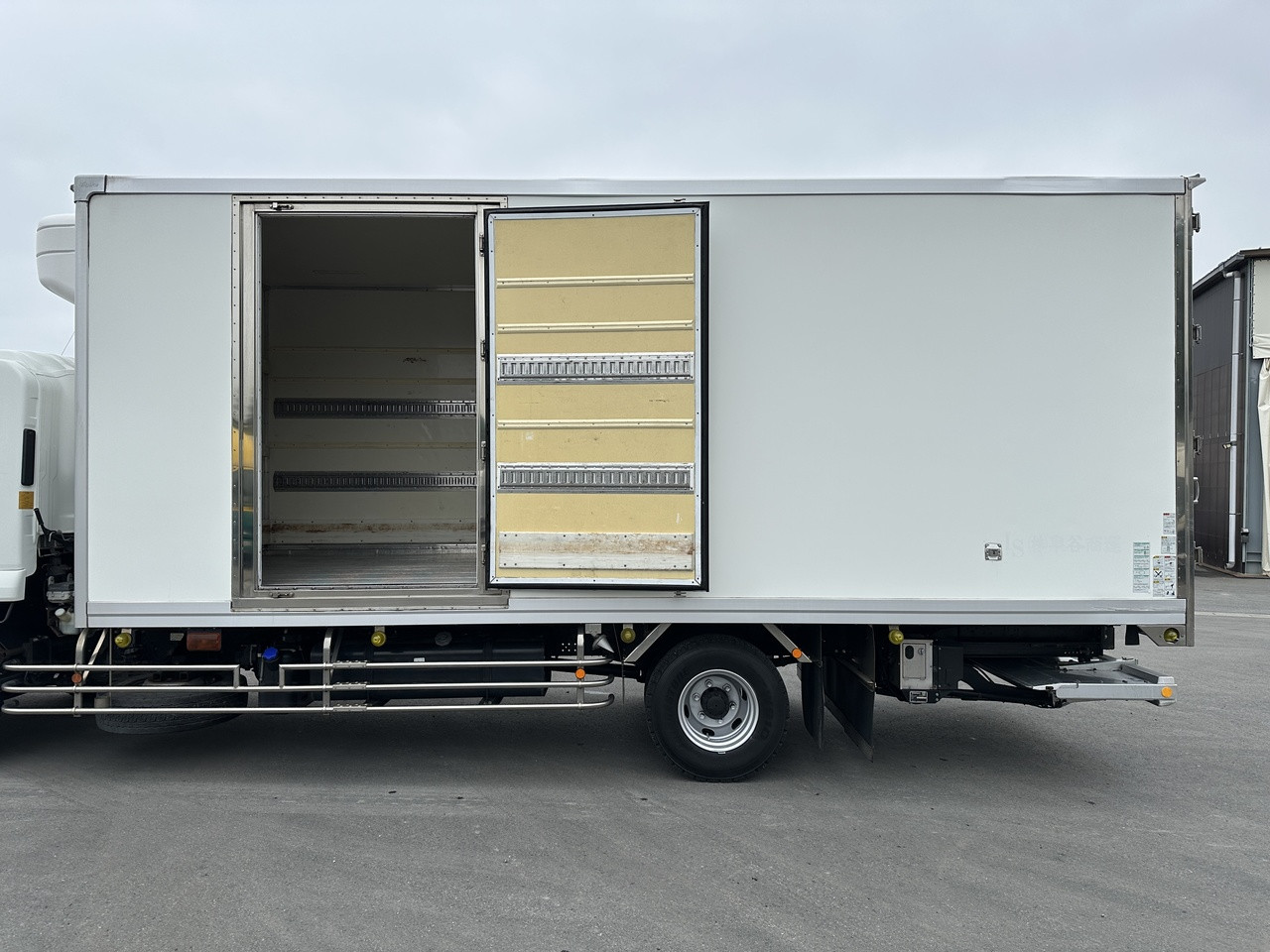 いすゞ フォワード 2PG-FSR90S2の写真5