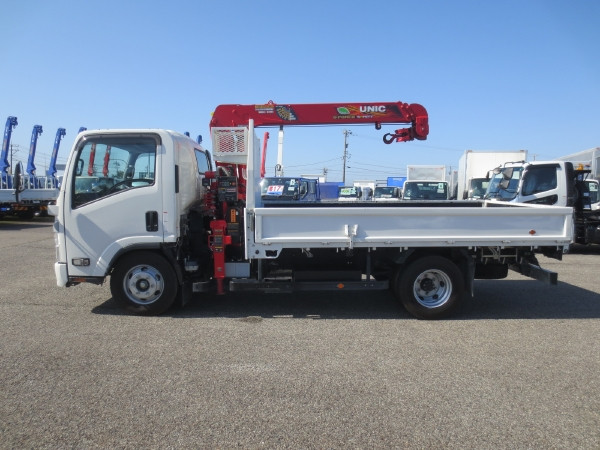 いすゞ エルフ 2RG-NPR88YN(2WD)の写真9