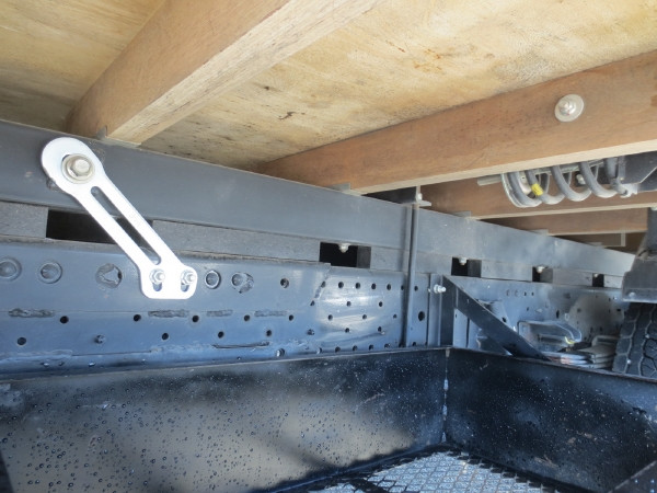 いすゞ エルフ 2RG-NPR88YN(2WD)の写真13