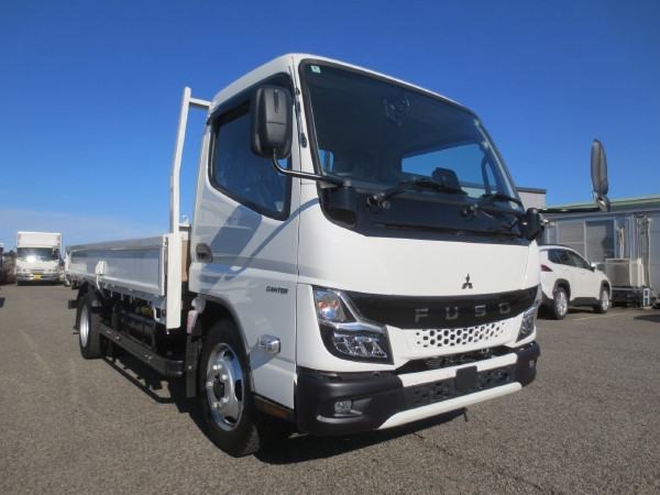 三菱 キャンター 2RG-FEAV0(2WD)の写真2