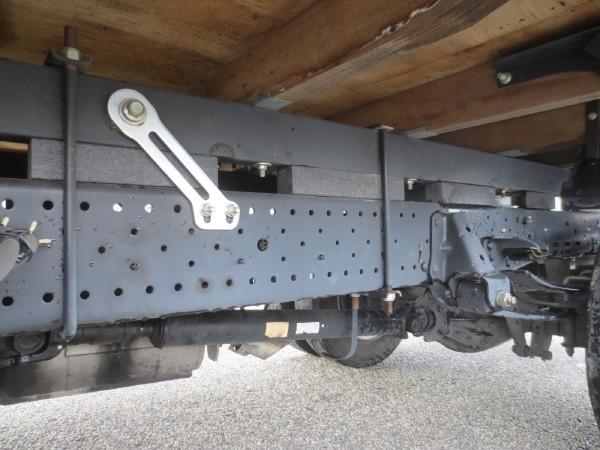 いすゞ エルフ 2RG-NKR88R(2WD)の写真11