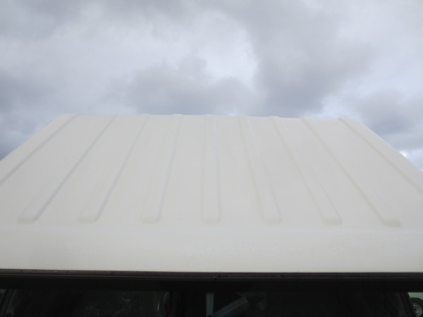 いすゞ エルフ 2RG-NKR88R(2WD)の写真15