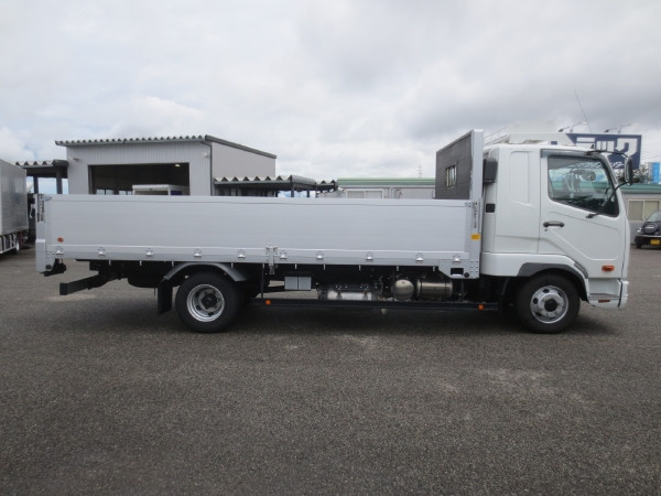 三菱 ファイター 2KG-FK62F(2WD)の写真8