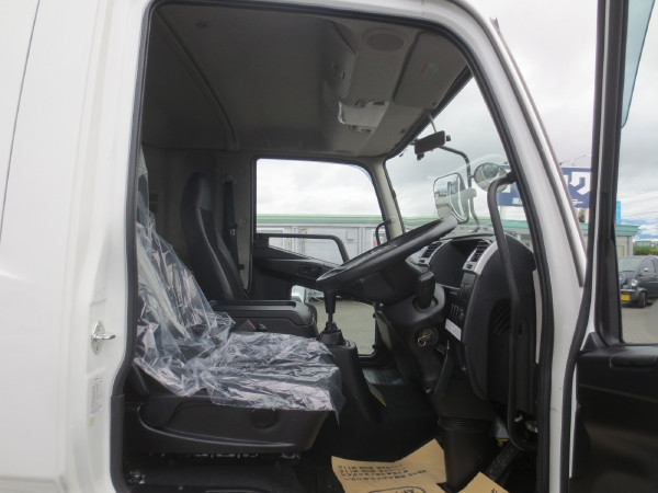 三菱 ファイター 2KG-FK62F(2WD)の写真12