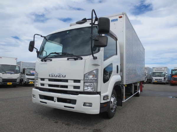 いすゞ フォワード TKG-FRR90S2(2WD)の写真3