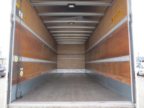 いすゞ フォワード TKG-FRR90S2(2WD)の写真10