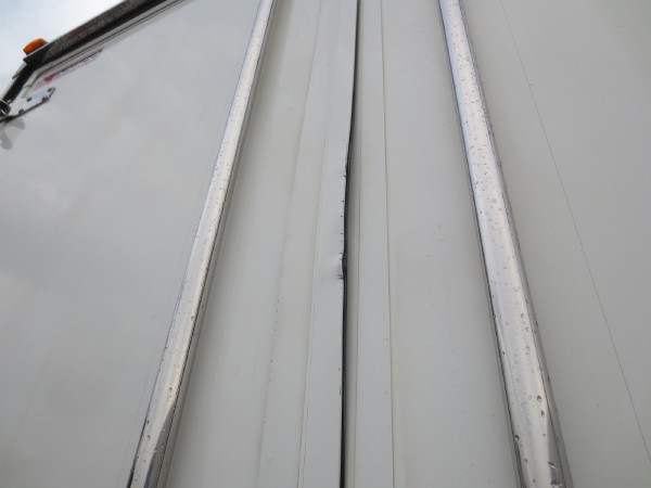 三菱 ファイター 2KG-FK64F(2WD)の写真24