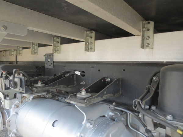 日野 レンジャー 2PG-FC2ABA(2WD)の写真12