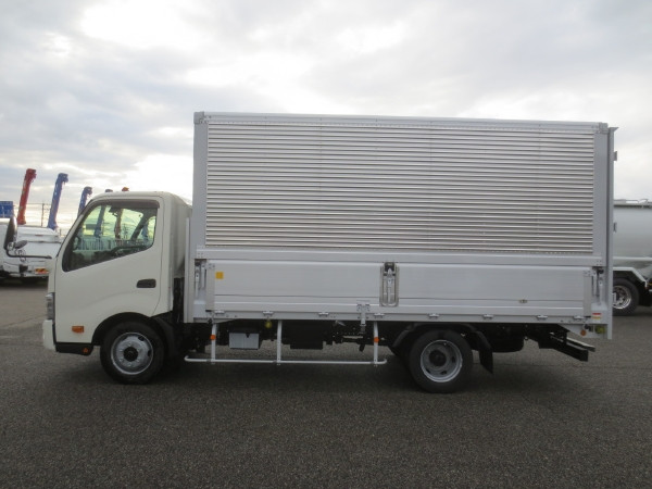 日野 デュトロ 2KG-XZU712M(2WD)の写真9