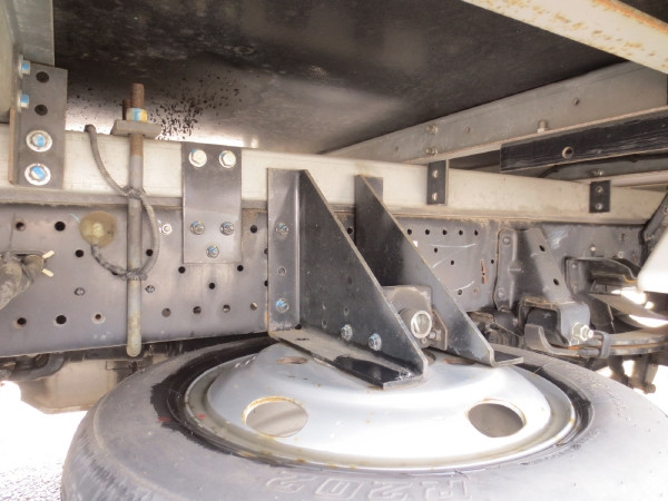 いすゞ エルフ 2RG-NLR88AN(2WD)の写真12