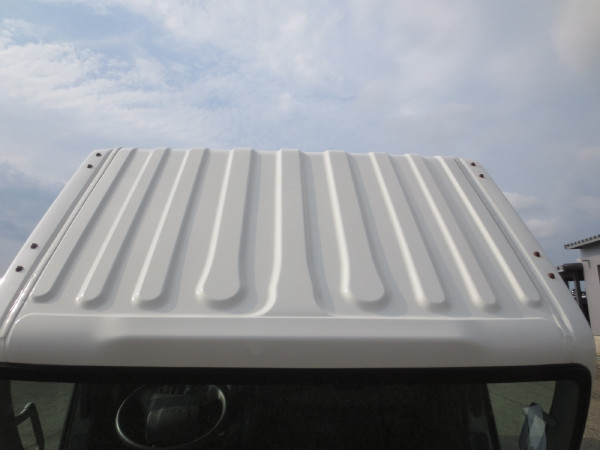 いすゞ エルフ 2RG-NLR88AN(2WD)の写真16