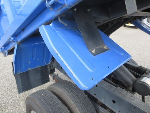 いすゞ エルフ 2RG-NKR88AD(2WD)の写真21