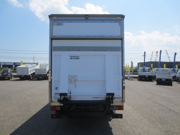 いすゞ エルフ 2RG-NMR88AN(2WD)の写真7