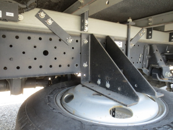 いすゞ エルフ 2RG-NMR88AN(2WD)の写真12