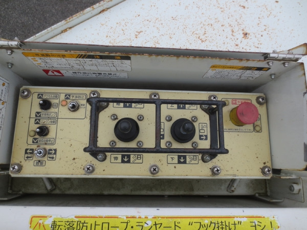 日野 デュトロ TKG-XZU600X(2WD)の写真16