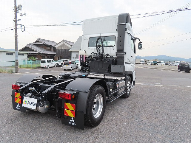 三菱 スーパーグレート 2RG-FP84VDR(2WD)の写真4