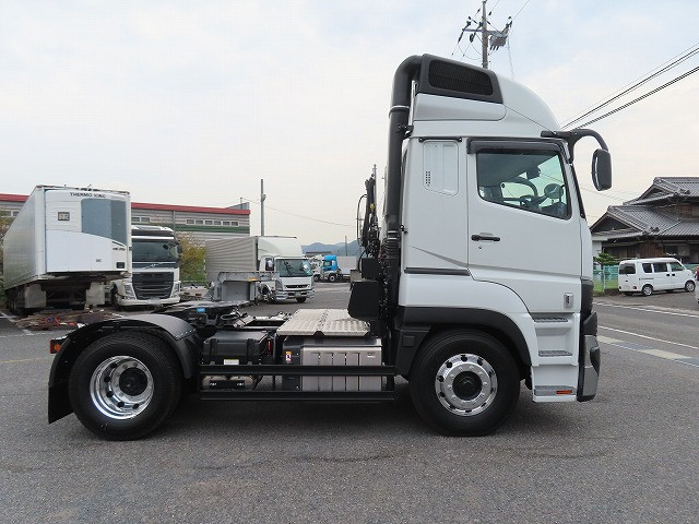 三菱 スーパーグレート 2RG-FP84VDR(2WD)の写真8