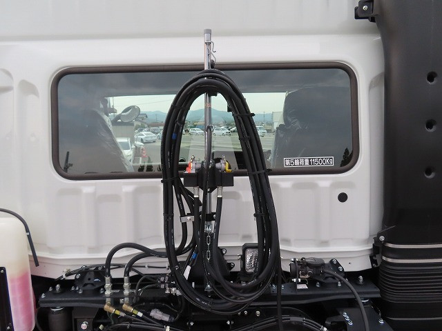 三菱 スーパーグレート 2RG-FP84VDR(2WD)の写真9